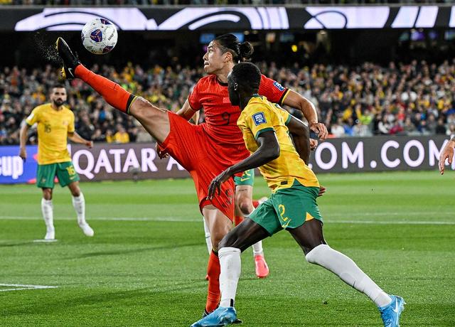 爱游戏登录-澳大利亚队在精彩比赛中击败对手取得优势