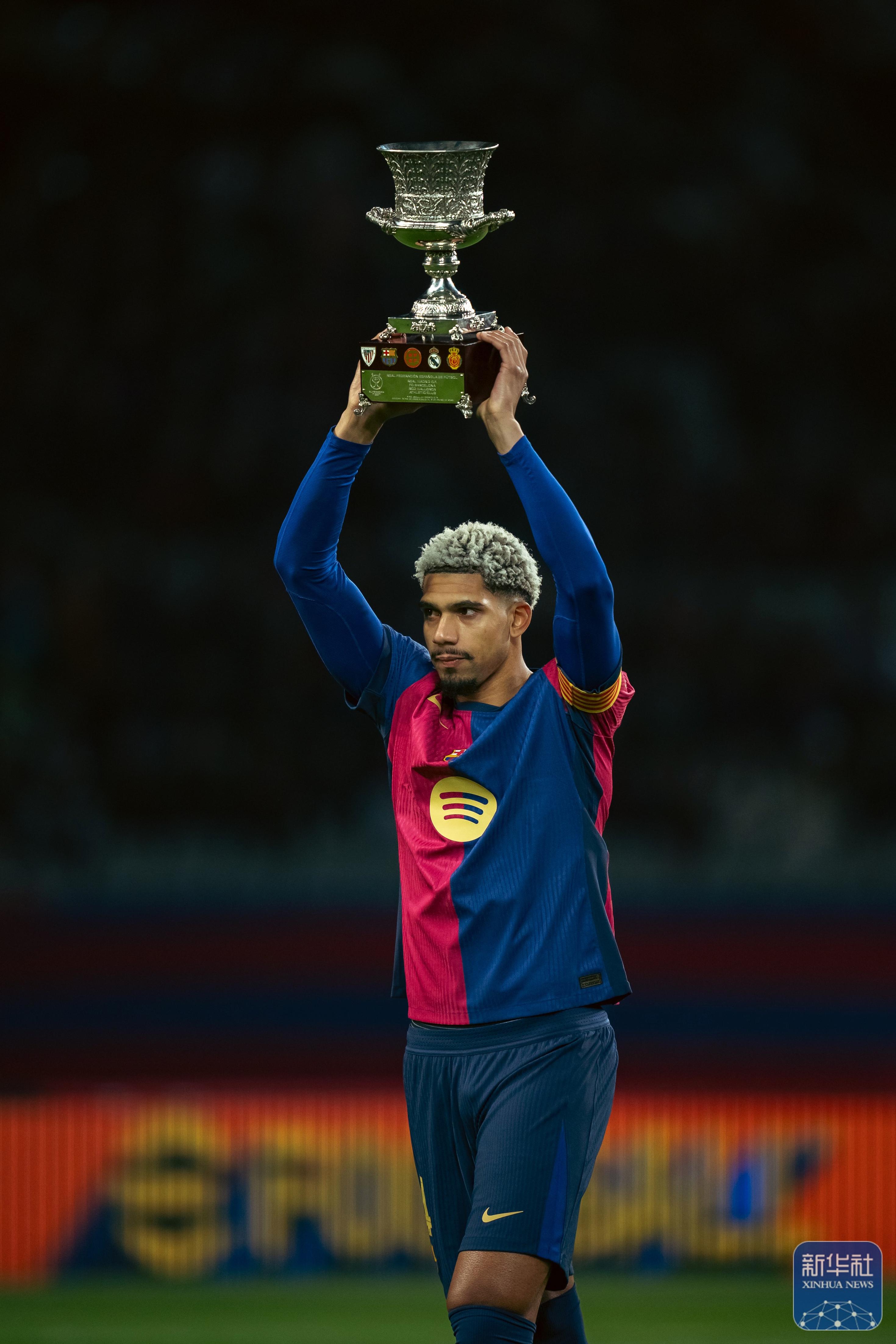 爱游戏亚洲官网-巴塞罗那队在西班牙比赛中获胜