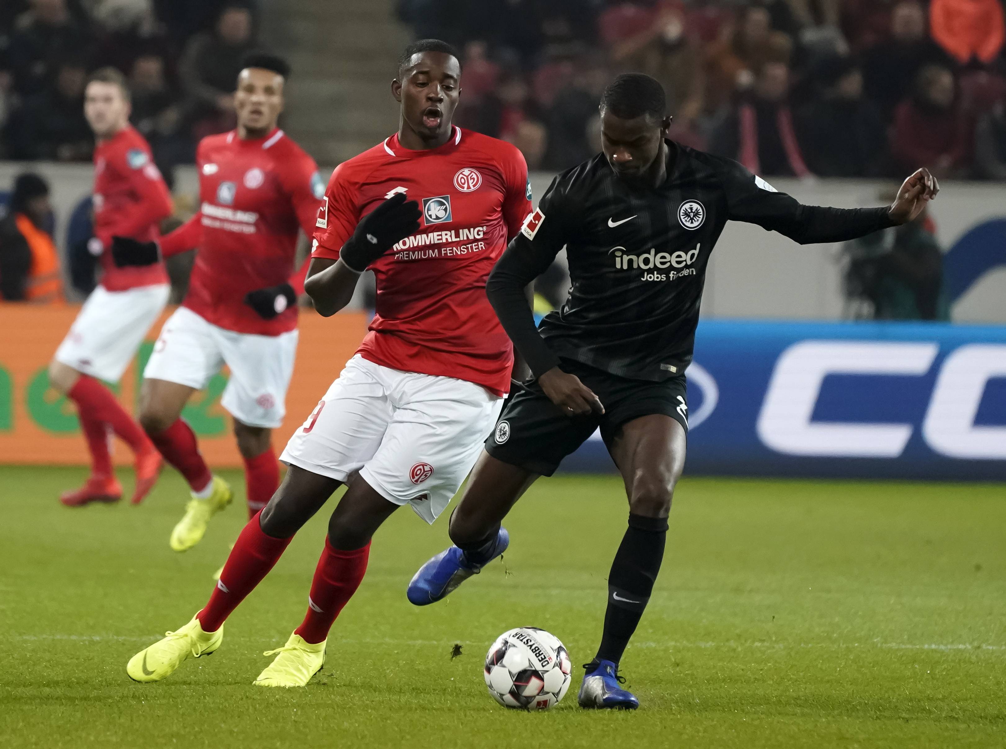 爱游戏网页版登录入口-美因茨表现低迷，遭遇输球危机的简单介绍