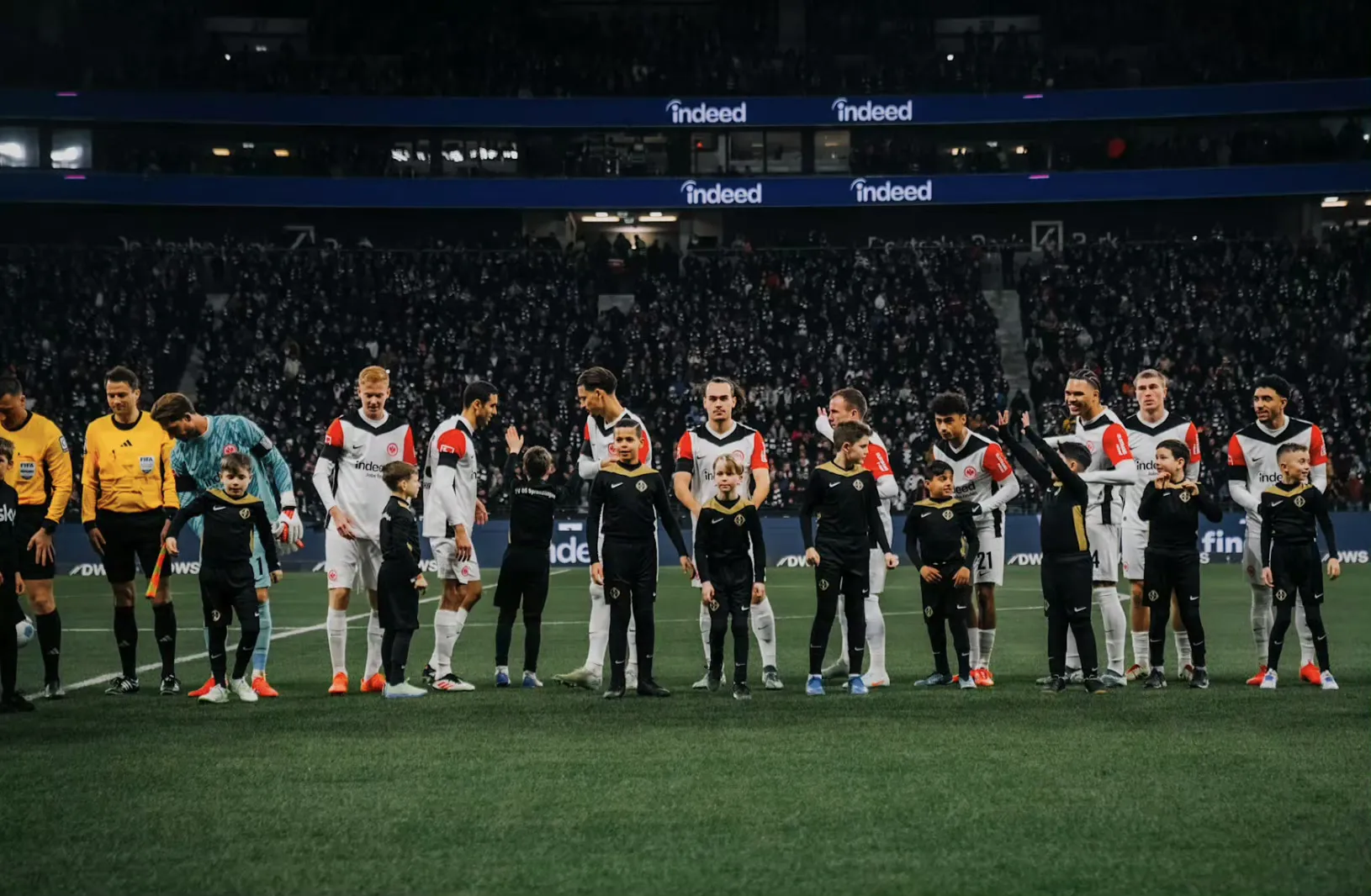 多特蒙德在主场力克对手,迎来好局面 多特蒙德在主场力克对手,迎来好局面