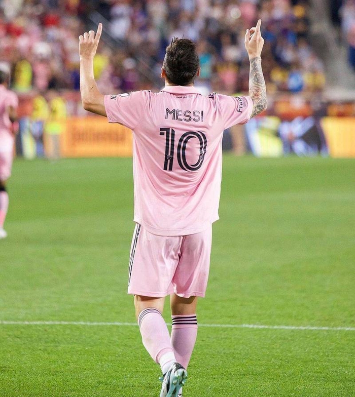 巴萨客场大败，梅西再次破门