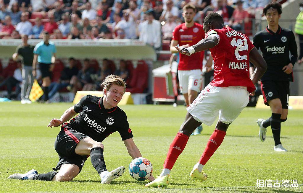 关于沃尔夫斯堡主场失利,遭遇困境的信息 关于沃尔夫斯堡主场失利,遭遇困境的信息