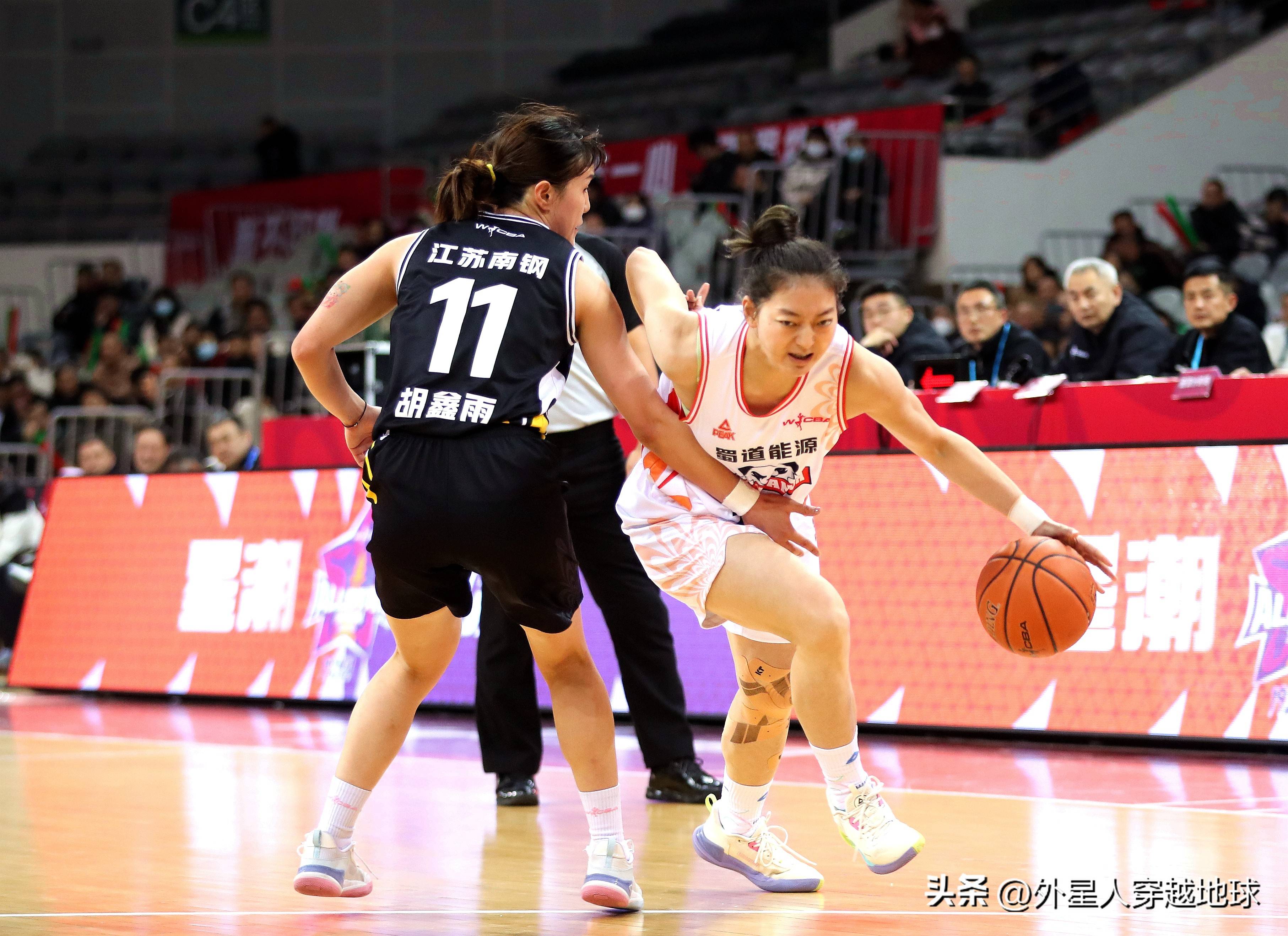 爱游戏在线登录-关于南美女篮赛事火爆开战，双方实力对比激烈的信息