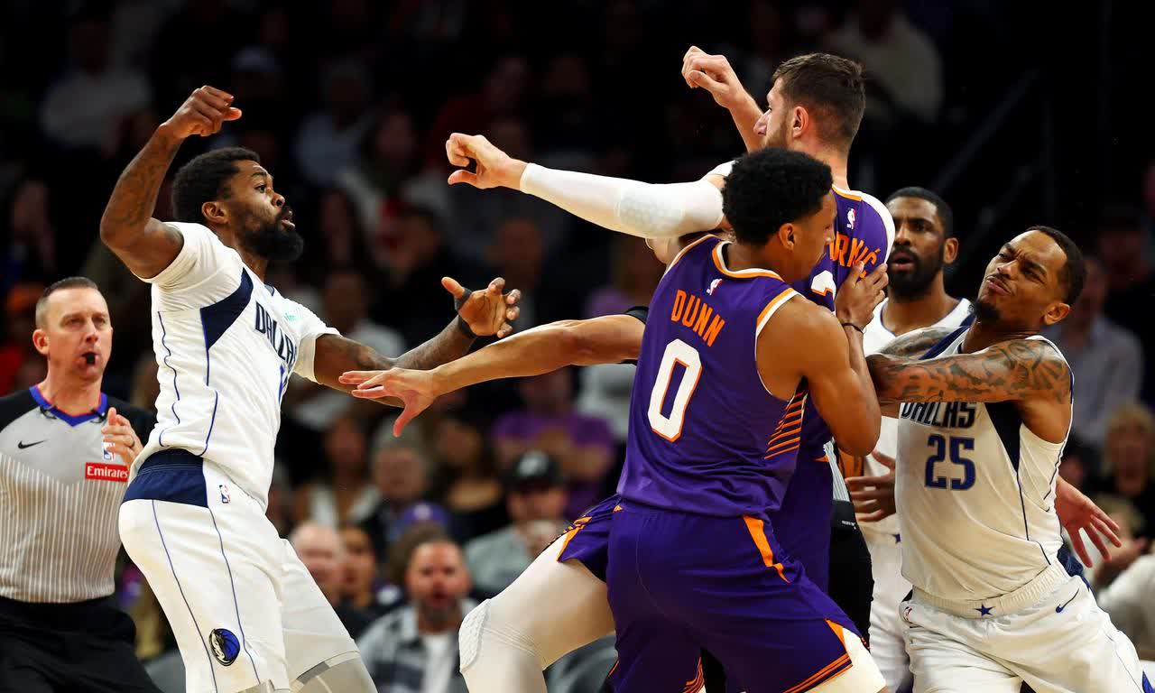 爱游戏网页版登录入口-太阳主场击败独行侠，勇士连败