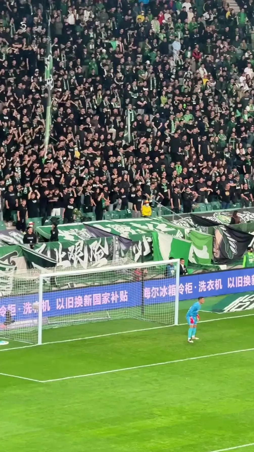 大连一方在主场战平山东鲁能,保持不败 大连一方在主场战平山东鲁能,保持不败