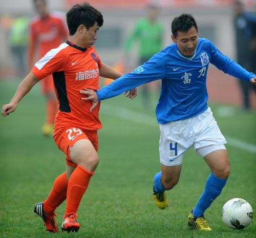 包含青岛中能上演客场挑战广州富力，谁将笑到最后？的词条