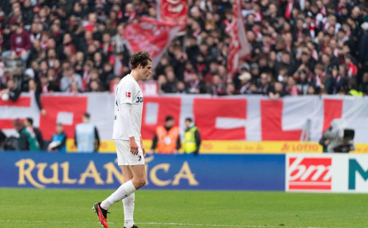 爱游戏官网-风雨同舟：奥格斯堡主场击败弗赖堡稳固中游地位的简单介绍