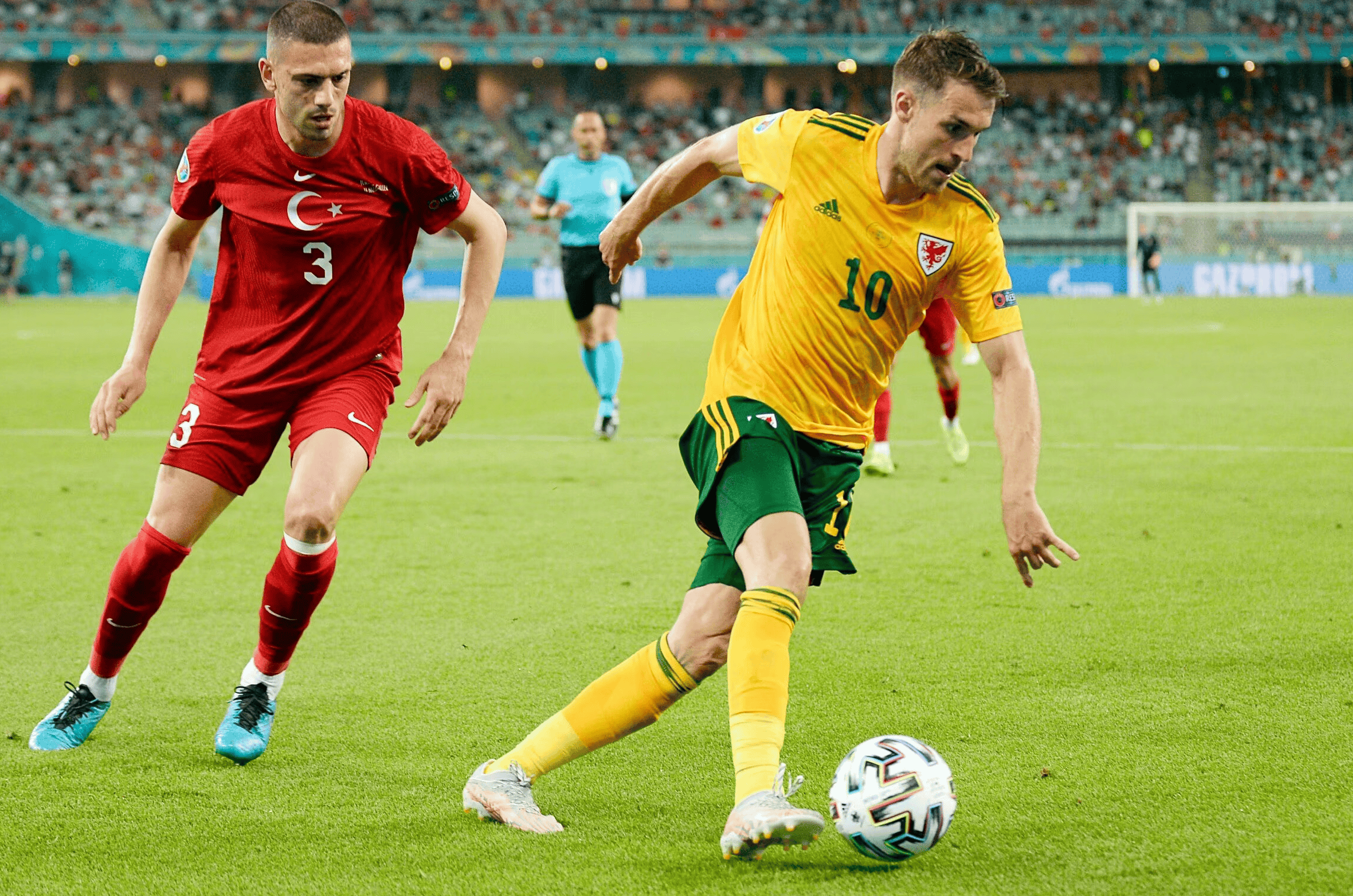 爱游戏在线-多特蒙德客场失利，下轮比赛需全力反弹挽回