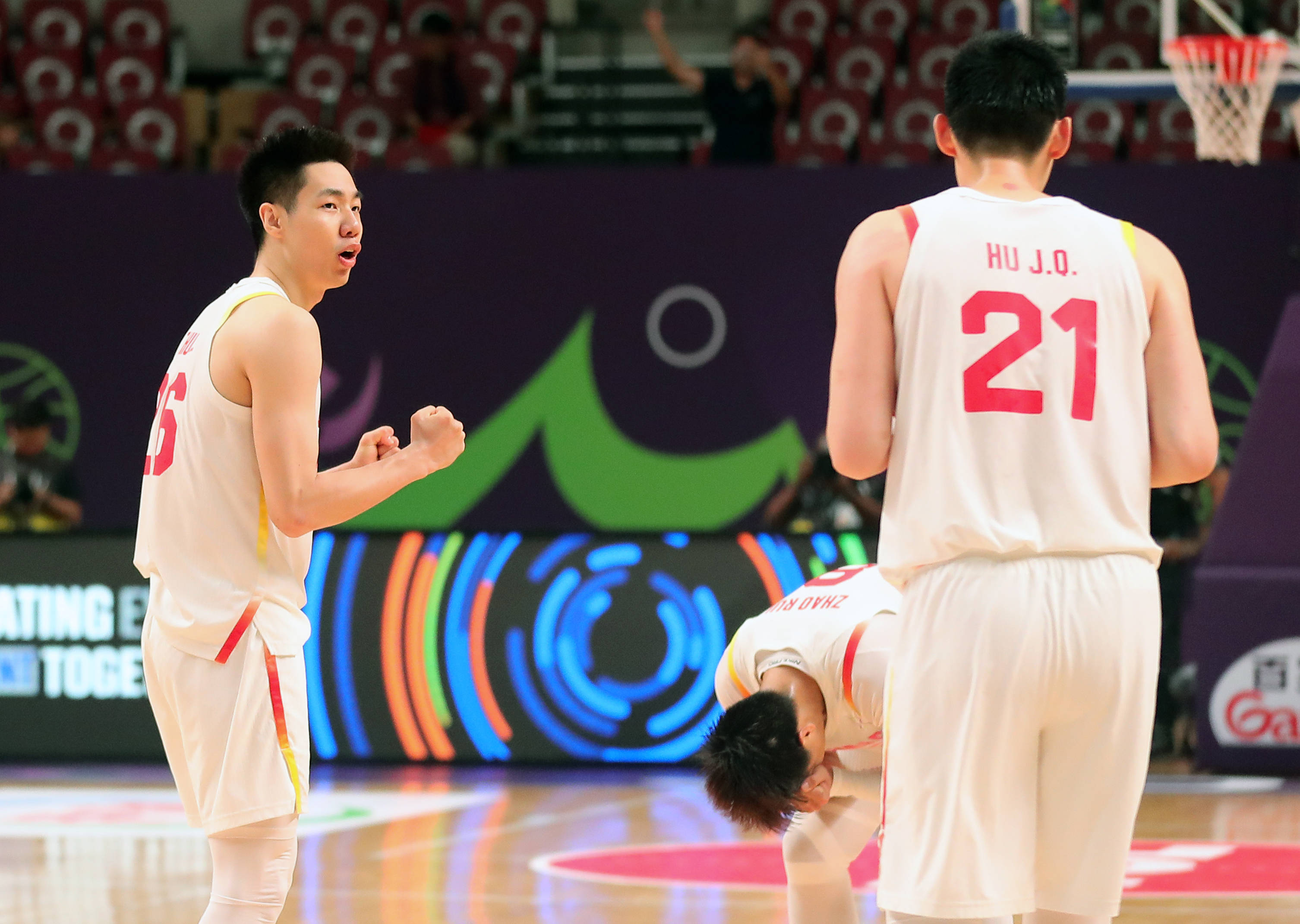 爱游戏网页版-核心球员受伤，中国篮球队遭遇挑战