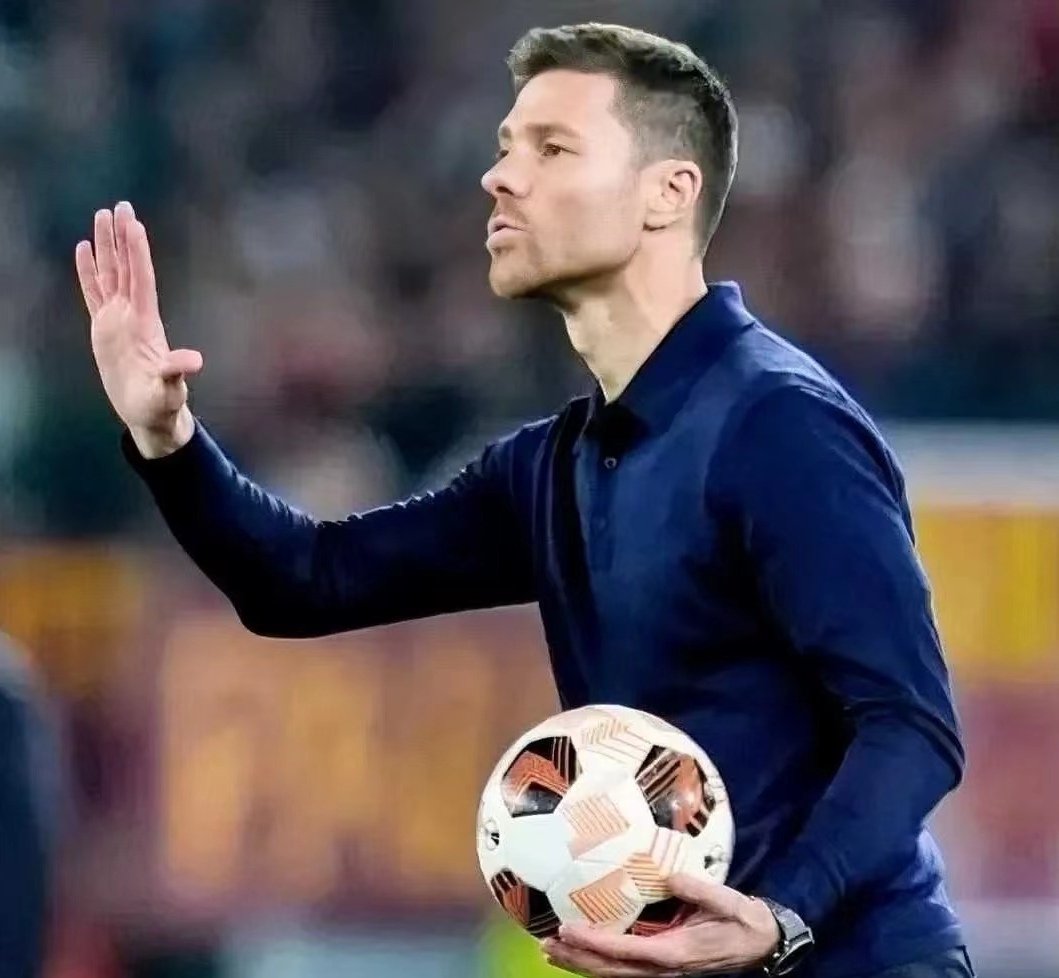 爱游戏官网网页版入口-德甲冠军遭遇连败，教练下课潮起的简单介绍