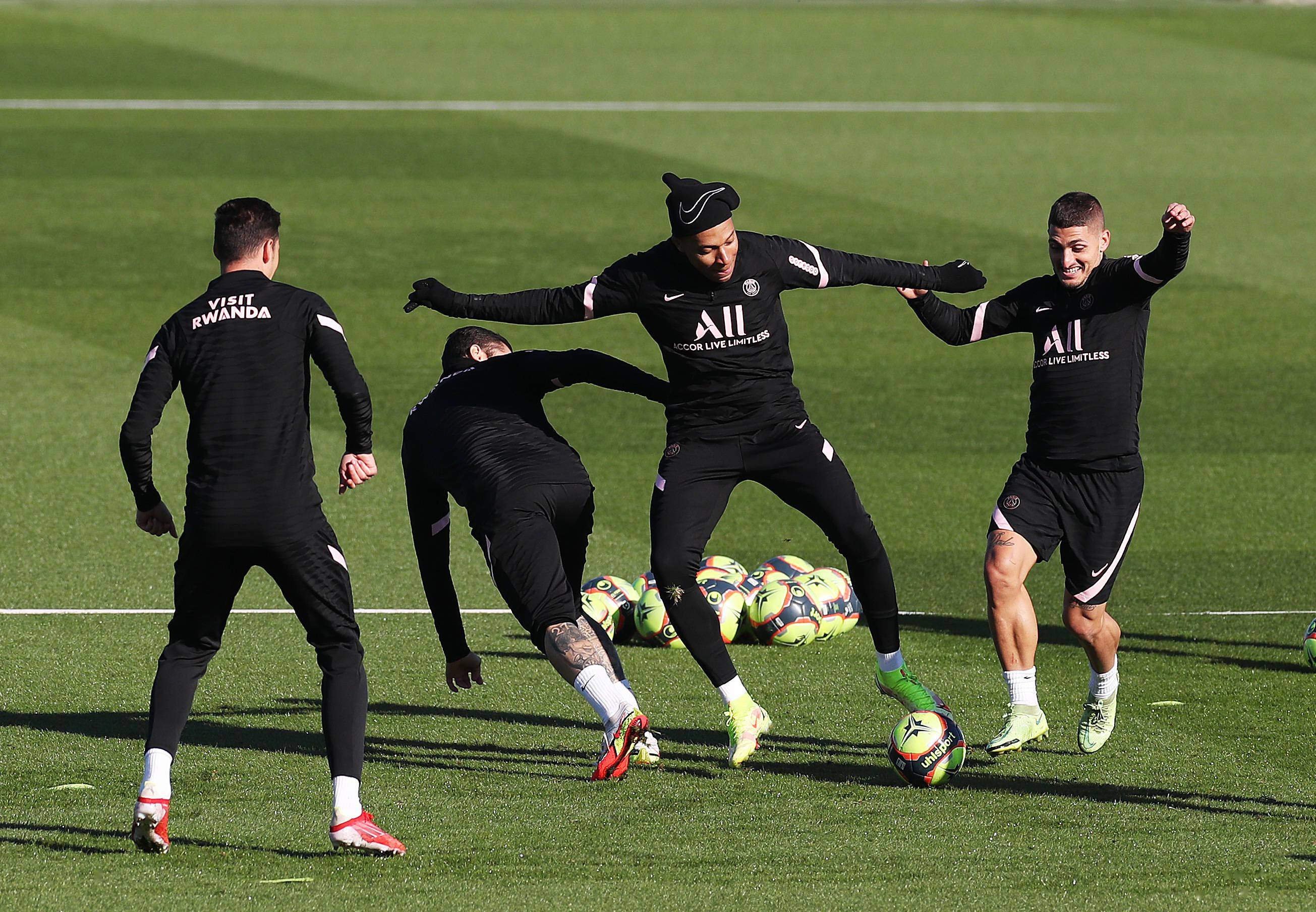 爱游戏官网入口-关于巴黎圣日耳曼体育俱乐部教练新训练计划曝光！的信息